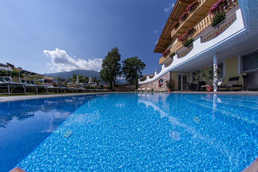 Hotel Am Sonneck Algund Exterior foto